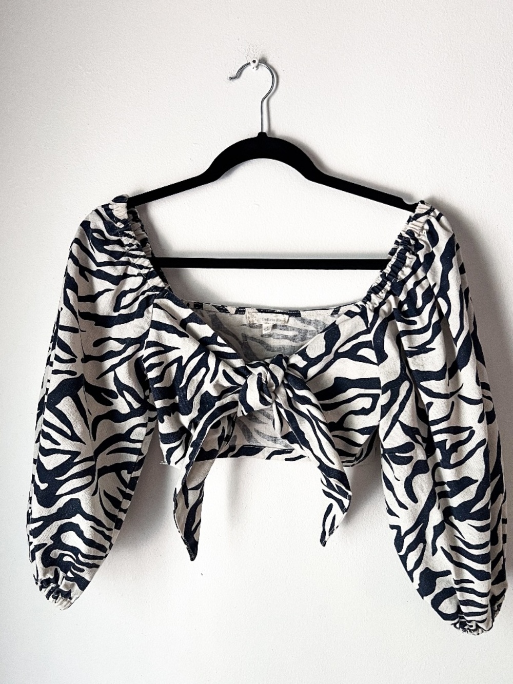 Endless Blu Navy Zebra Print Tie Front Crop Top Puff Sleeve Linen Blend Boho